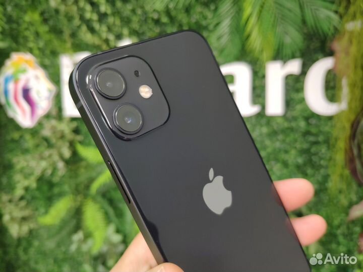 iPhone 12, 64 ГБ