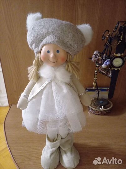 Коллекционная кукла керамическая