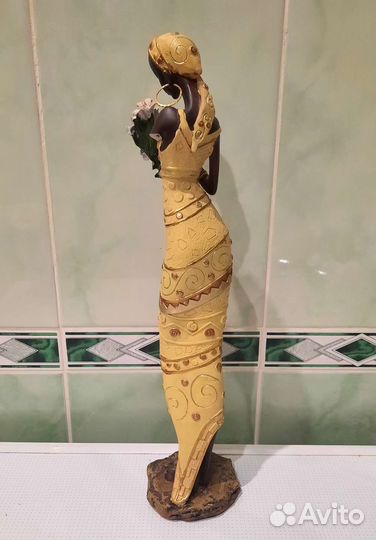 Статуэтка Африканка