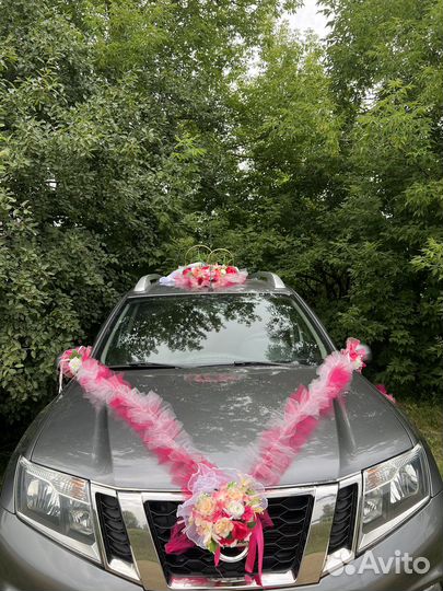 Украшения на свадебный автомобиль