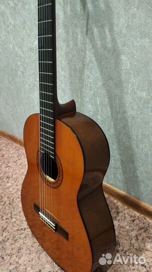 Классическая гитара yamaha c40