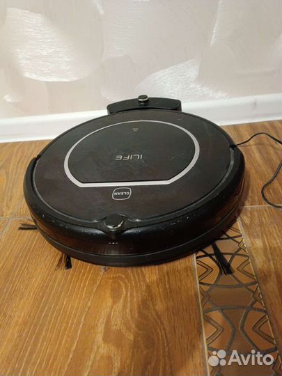 Робот пылесос