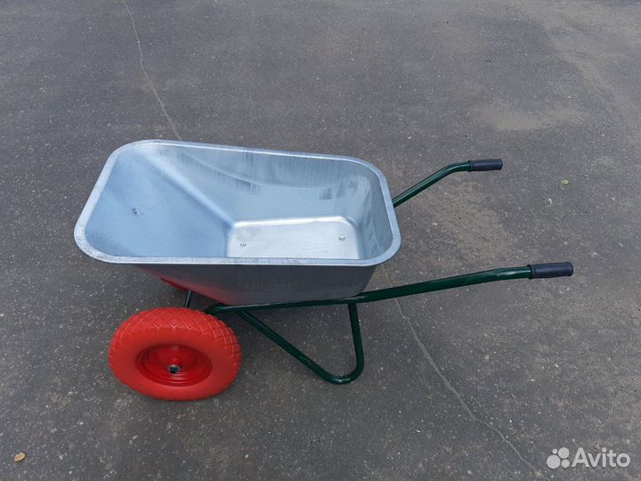 Тачка двухколесная на литых/пневмо колесах 432 ZP