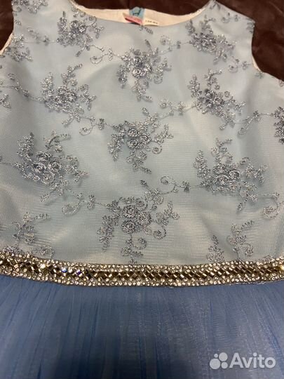 Праздничное платье для девочки