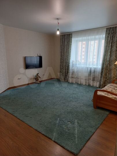 3-к. квартира, 92 м², 4/14 эт.