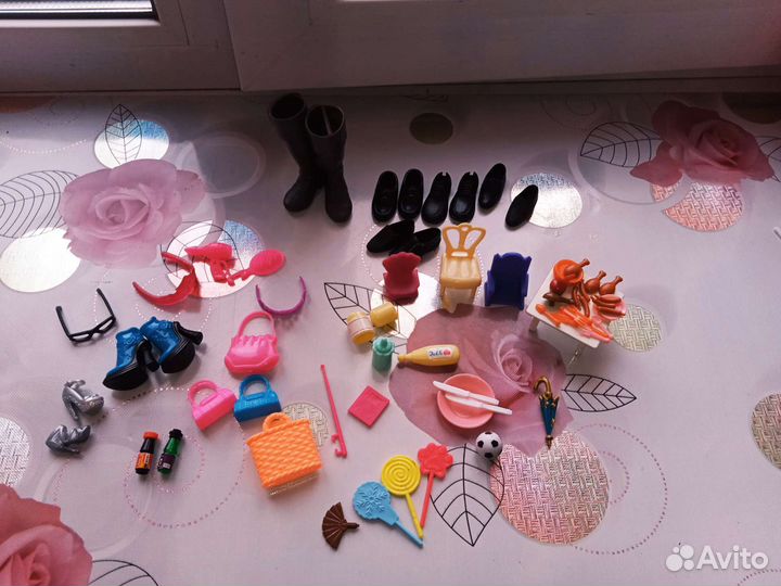 Аксессуары для кукол