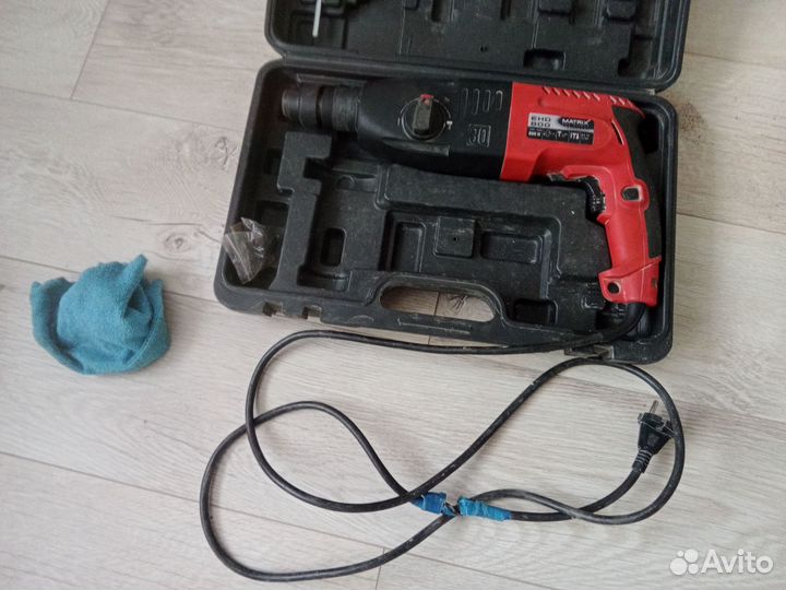 Перфоратор Matrix EHD 800