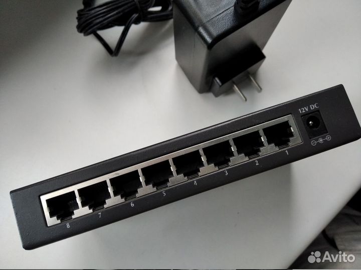 Свитч Planet FSD-803