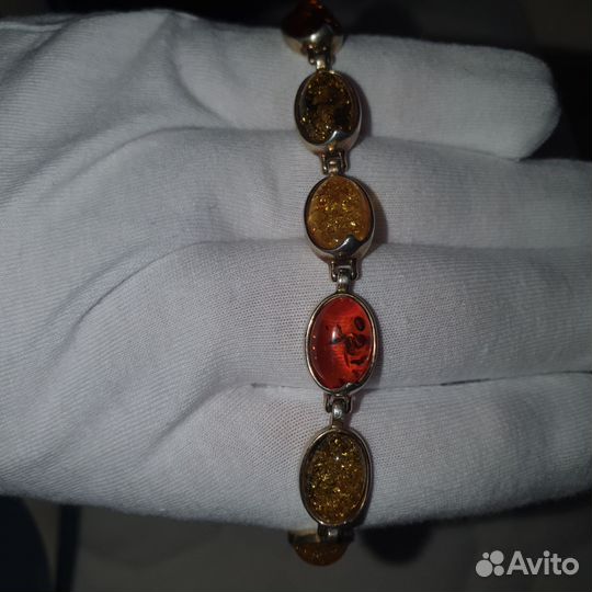 Серебряный в позолоте браслет с янтарем