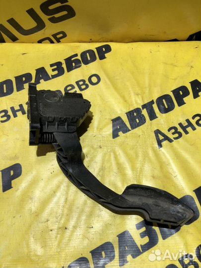 Педаль газа Fiat Grande Punto