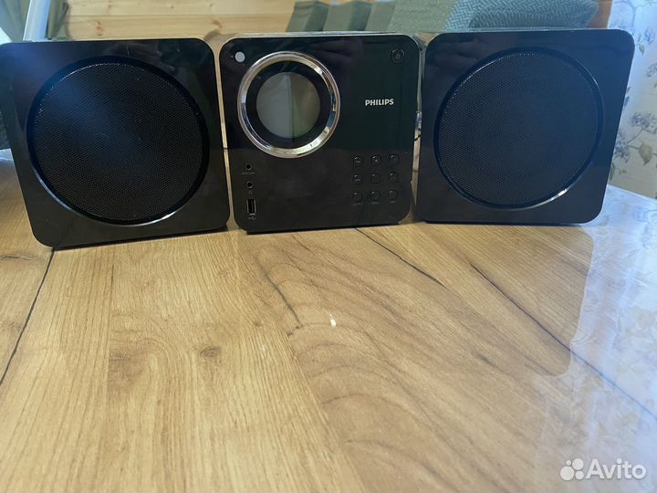 Музыкальный центр philips