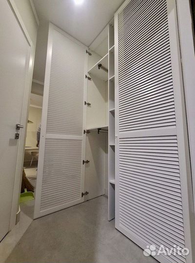 Жалюзийные двери