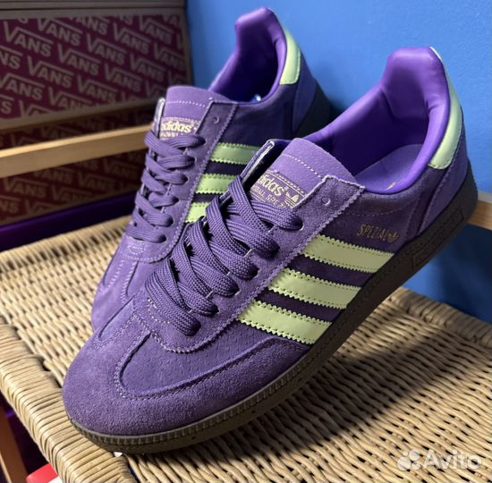 Adidas hot sale spezial purple