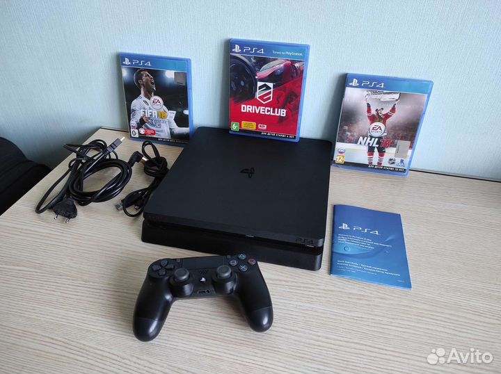 Sony playstation 4 Slim/ в отличном состоянии+игры