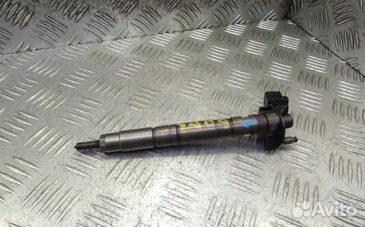 Форсунка дизельная audi A4 B8 (6DN02AL03)