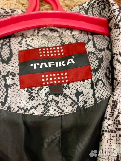 Плащ женский тонкий 46-48