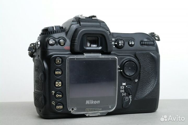 Фотоаппарат Nikon D200 body