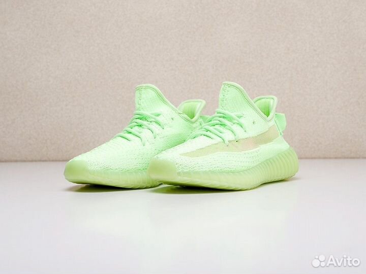 Кроссовки Adidas Yeezy Boost 350 v2 Glow (36-45)
