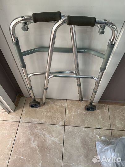 Ходунки для взрослых