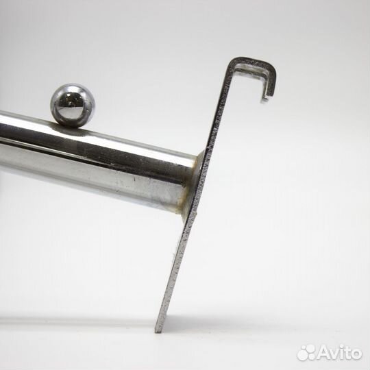 Кронштейн на сетку наклонный изогнутый 9 шариков