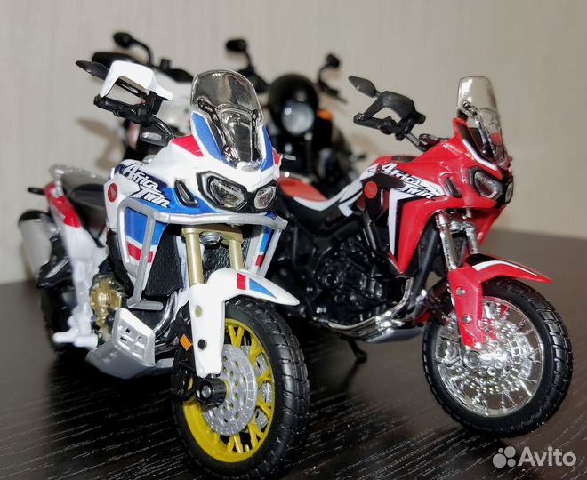Модели мотоциклов 1/18 и 1/12