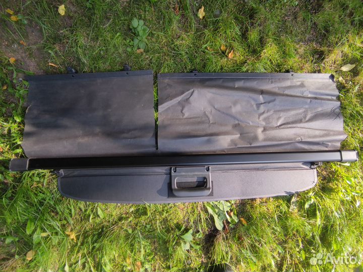 Шторка в багажник автомобиля Nissan X-Trail T31