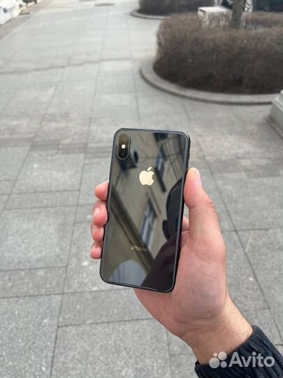 iPhone X, 64 ГБ