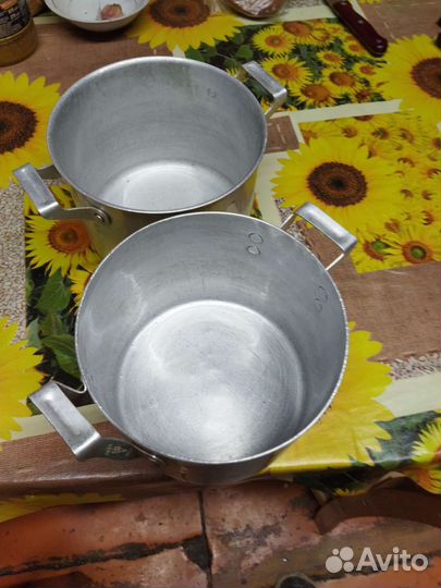 Кастрюля алюминиевая