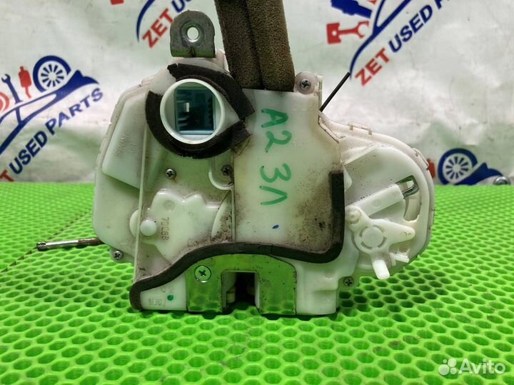 Замок двери задний левый Acura Mdx YD2 J37A1 2008