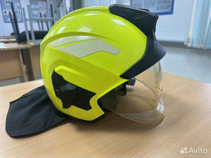 Шлем пожарного Rosenbauer heros-titan