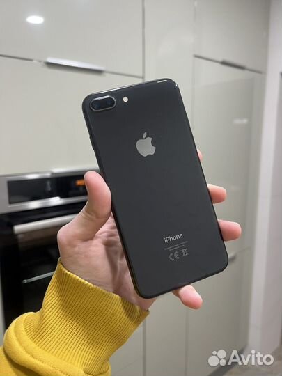 iPhone 8 Plus, 64 ГБ