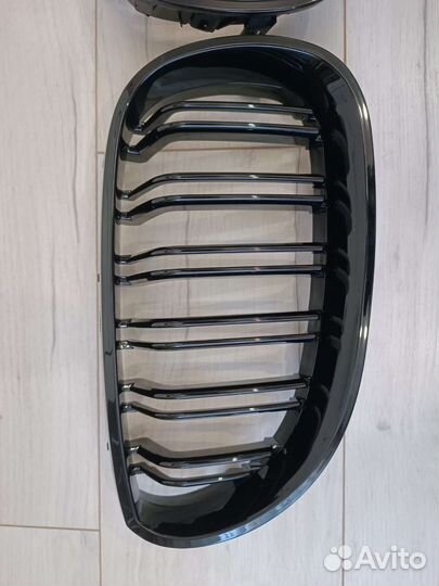 Ноздри решетка BMW 5 серия E60 E61 M-стиль