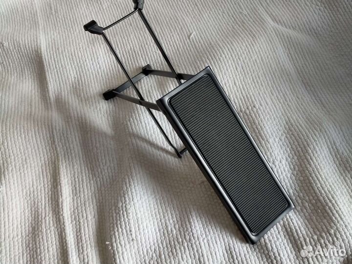 Подставка для ноги (игра на гитаре)