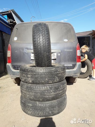 Runway Enduro A/T 215/70 R16