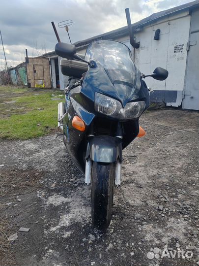 Honda vfr800. 1999г