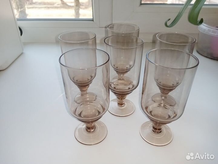 Рюмки из цветного стекла на короткой ножке СССР