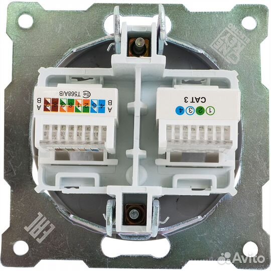 Телефонная/компьютерная розетка встраиваемая Oneke