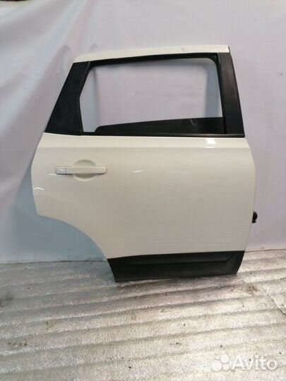 Дверь задняя правая задняя правая Nissan Qashqai+2