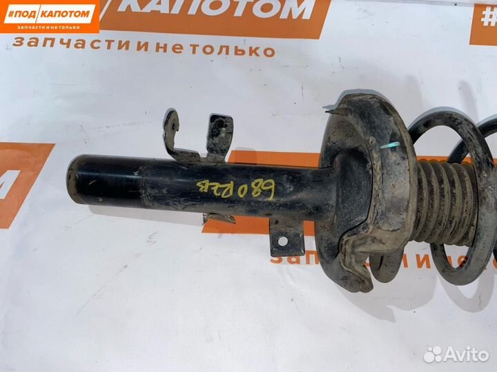Стойка амортизатора передняя левая Ford Focus 3