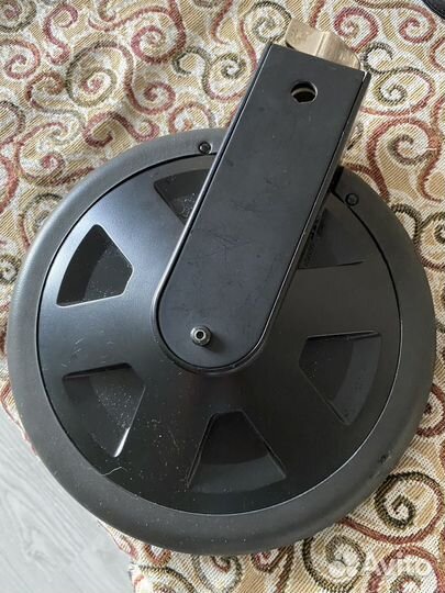 Электронный пэд Roland