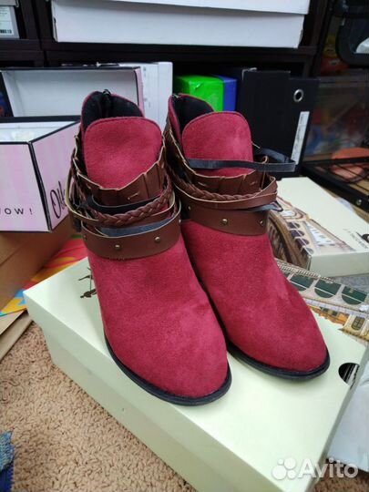 Ботинки женские