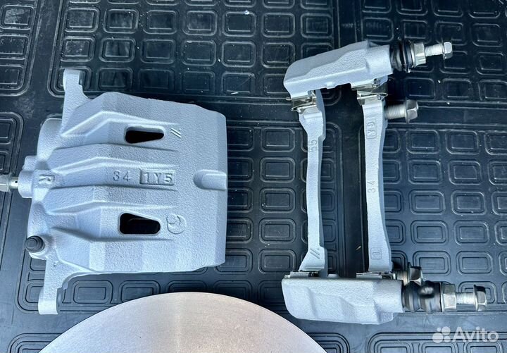 Тормозная система на Toyota Camry от Lexus RX450h