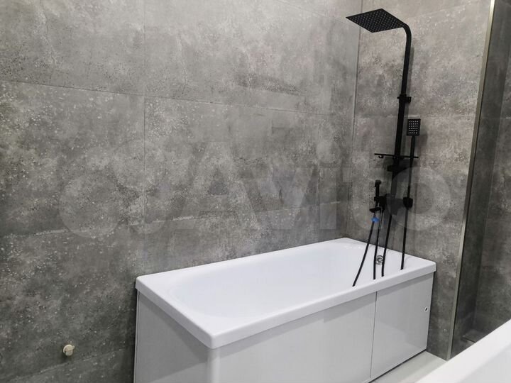 4-к. квартира, 160 м², 4/5 эт.