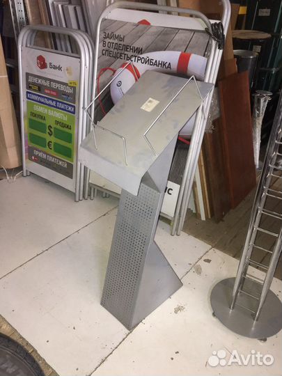 Стойка для печатной продукции