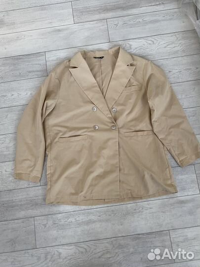 Брючный костюм