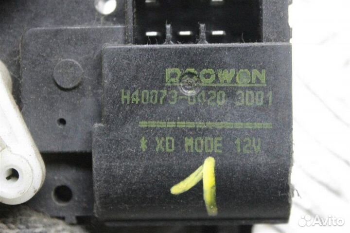 Моторчик заслонки печки Hyundai Elantra 3 XD 1.6