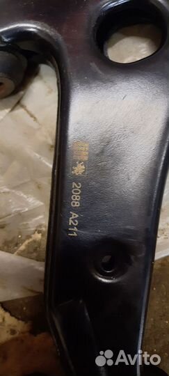 Рычаг передний правый ford