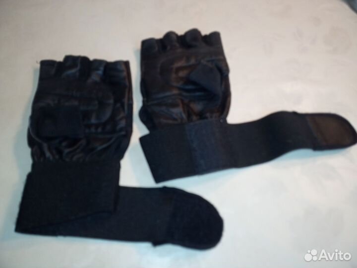 Перчатки для занятий спортом