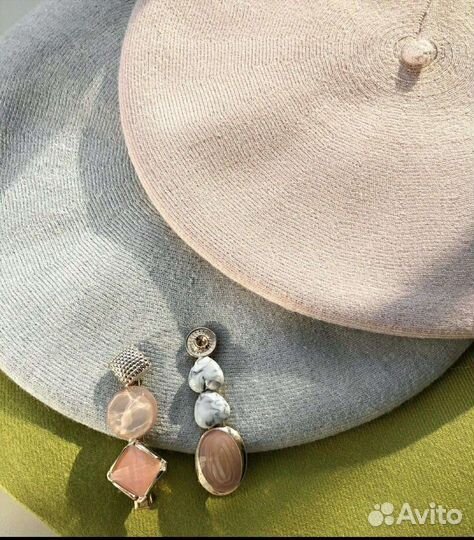 Берет новый кашемир+шерсть. Цвет пудра