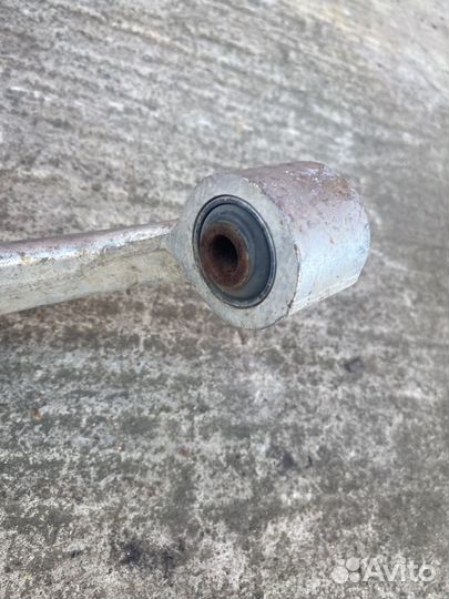 Рычаг задний верхний правый Nissan teana j31